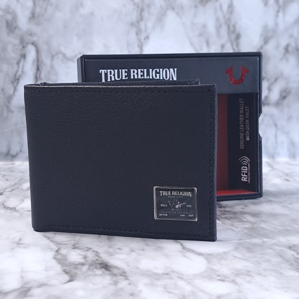 True Religion Men's Leather Bifold Wallet Black‎ With Desk Valet RFID Protection